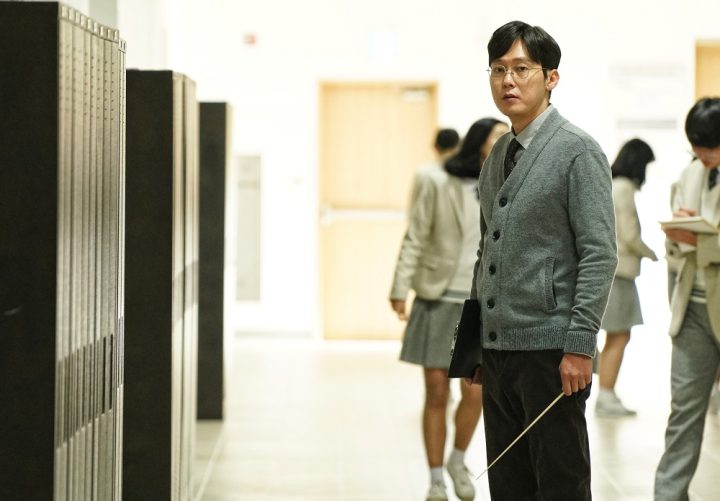《奇怪国家的数学家》上映首日逼退《蝙蝠侠》登韩国票房冠军！观众满意度高达97%！缩略图