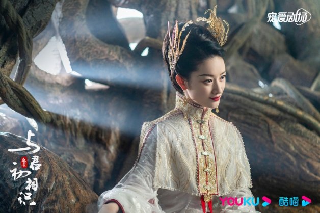 国产剧《与君初相识》8大看点！迪丽热巴×任嘉伦上演人鱼虐恋，第四集就开亲！