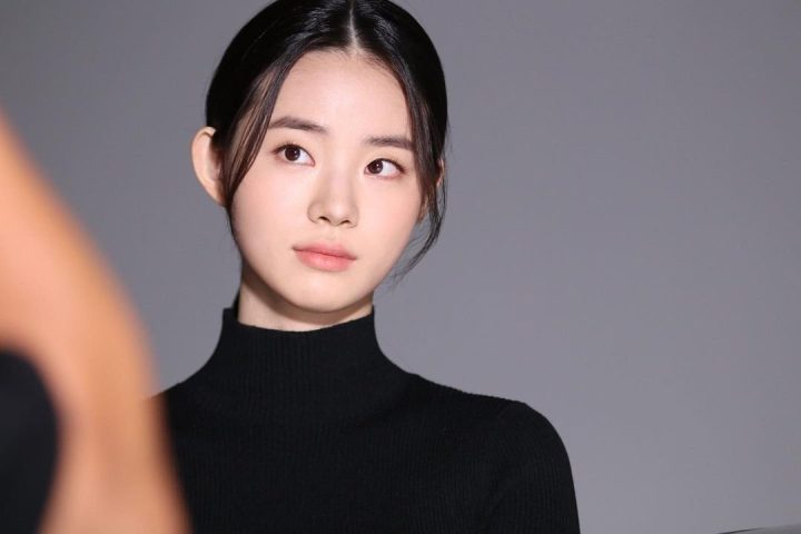 6位2022韩国新人女演员！《僵尸校园》最美班长赵怡贤，《魔女2》怪物新人申诗雅缩略图