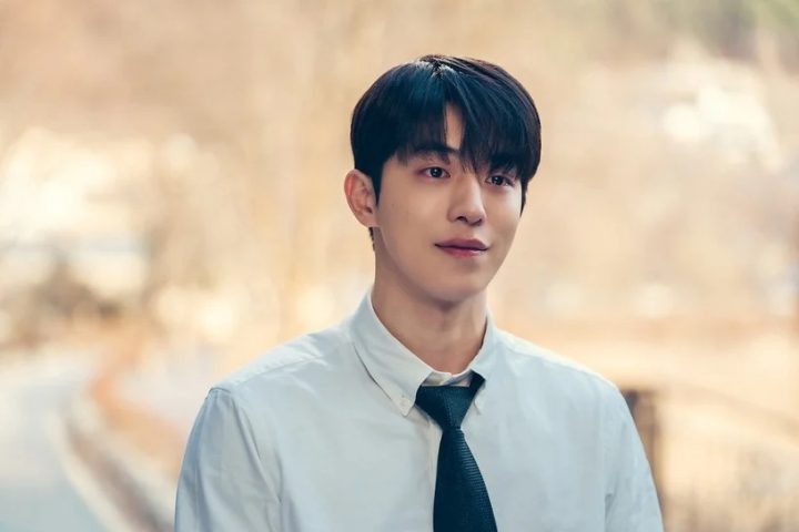 8位“反转演技评价”的韩国演员！庭沼珉《还魂》演技惊艳，IU《我的大叔》演技大跃进