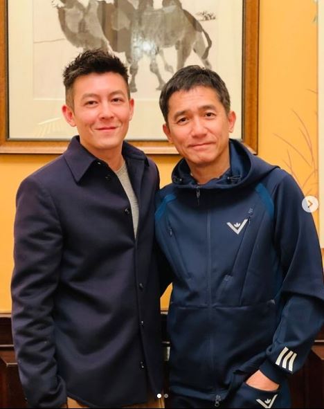《无间道》2大男神罕见合体！42岁陈冠希同框60岁梁朝伟，颜值爆表了-5