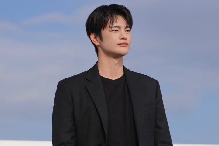 韩国男星“肥胖黑历史”！郑敬淏初中胖到90公斤，朴宝剑以前脸超圆，李栋旭也有黑历史-13