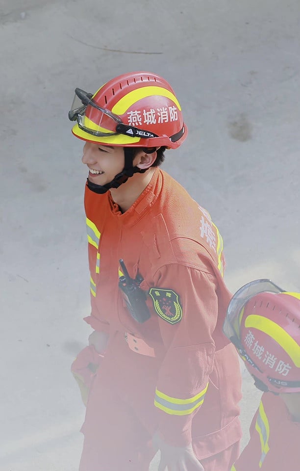 10位90后人气男星“待播国产剧”！李现2部，肖战和龚俊3部，成毅达5部，杨洋剩1部存货！-8