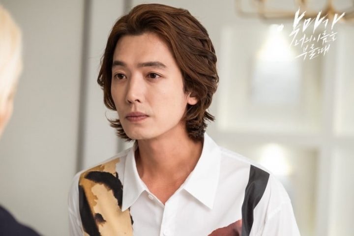 网议“最适合长发”韩国男星！《浪漫速成班》郑敬淏、金材昱帅翻，这位男神却超违和-4