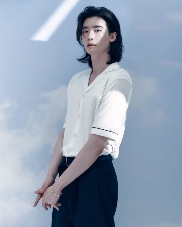 网议“最适合长发”韩国男星！《浪漫速成班》郑敬淏、金材昱帅翻，这位男神却超违和-31