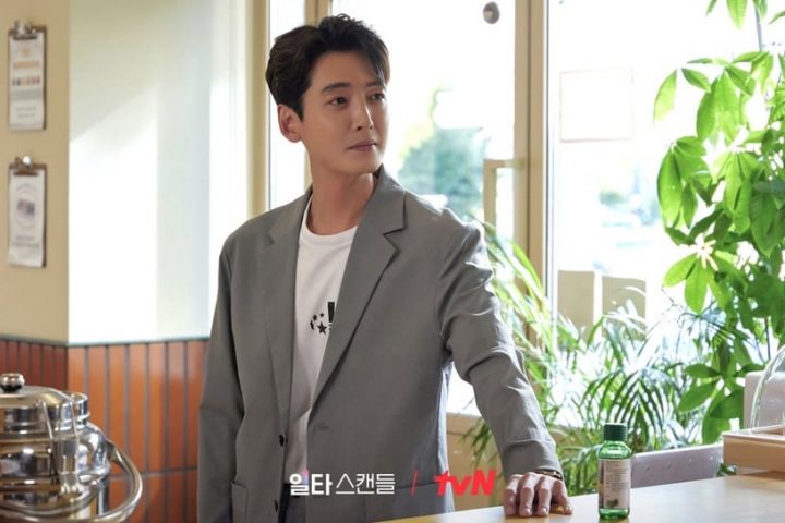 10位韩剧“傲娇男”！《浪漫速成班》郑敬淏刀子口豆腐心，《主君的太阳》苏志燮是经典-2