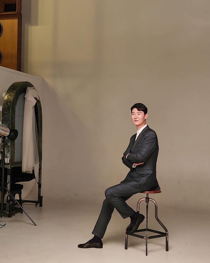 《浪漫速成班》崔直说原型是他！顶尖讲师、人气财力号称补教界BTS，年薪竟达1亿-8