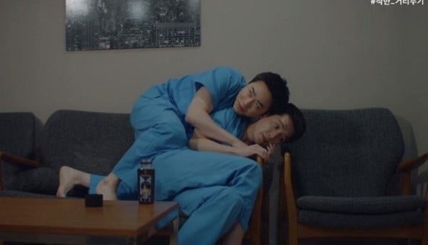 《浪漫速成班》郑敬淏&全度妍超不搭？郑敬淏历代韩剧CP，金素妍绝配，男男CP更有火花-24