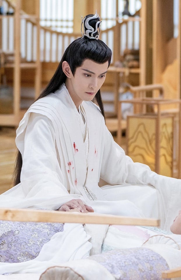 古装仙侠剧10位白衣男神！陈星旭不像仙人像权臣，肖战清冷，成毅&罗云熙是真的神仙吧-7