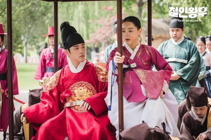 Netflix掀“旧剧逆袭”潮！《哲仁王后》&《女神降临》空降三四名，这部国产剧竟霸榜整月-2