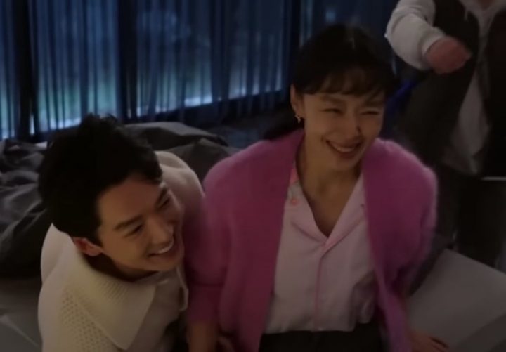 《浪漫速成班》戏外趣事！崔直说酒后和才友KISS？智室长兼差开出租车竟被郑敬淏抓包！-8