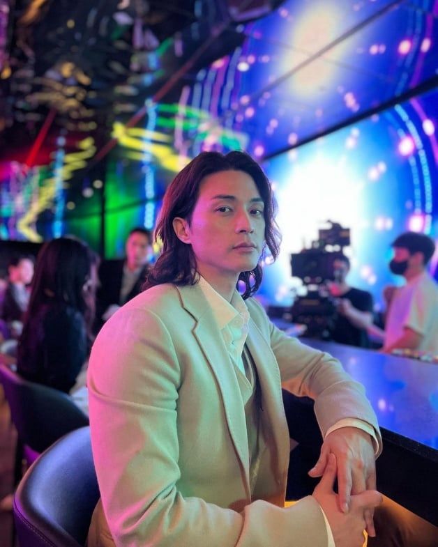 7位“苦熬N年”韩国成熟男星！《黑暗荣耀》郑星一、《我的出走日记》孙锡久-10