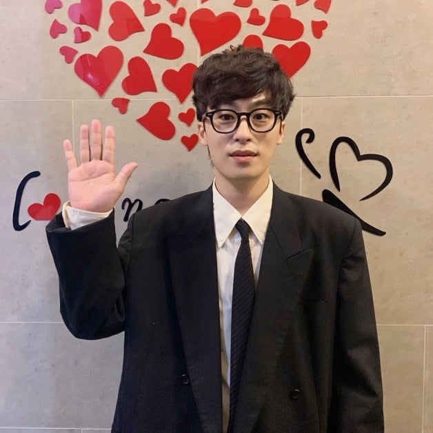 7位“苦熬N年”韩国成熟男星！《黑暗荣耀》郑星一、《我的出走日记》孙锡久-12