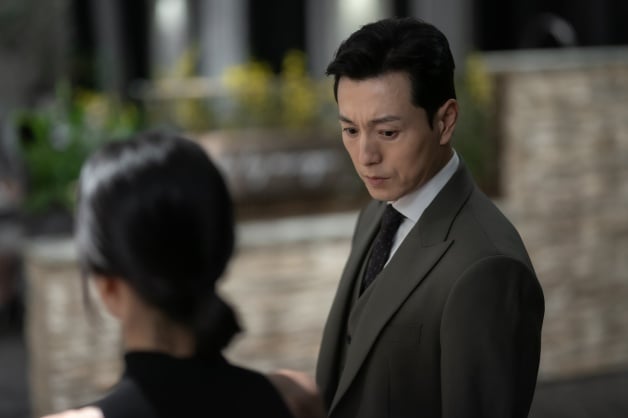 宋慧喬《黑暗榮耀2》10個幕後花絮！河度領無精子症？金編跟全世界“朴涎鎭”道歉？-9