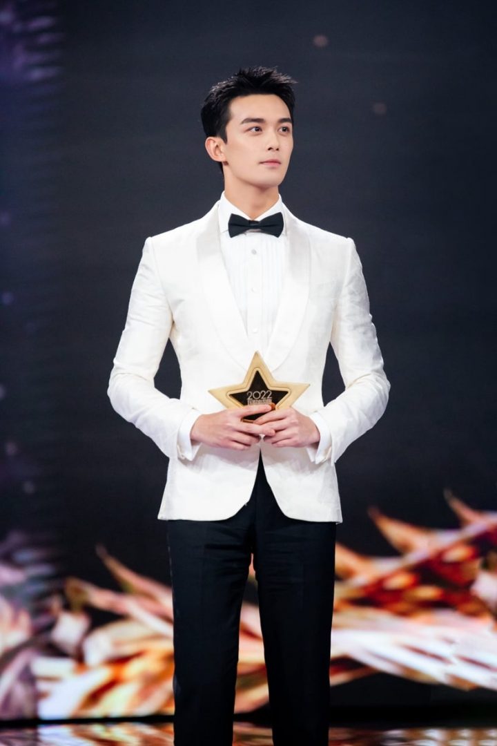 网评“95后最帅国产剧男星”Top10！王一博没前十，许凯第四，王鹤棣第三，冠军是真的帅-20