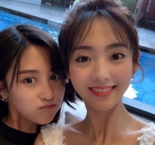 杨幂经纪人美到上热搜！高颜值明星经纪人，沈月经纪人比明星美，杨紫经纪人不出道可惜-16