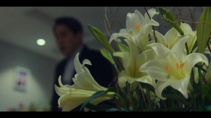 《黑暗荣耀》刷新韩剧凶器纪录！李蓑罗“素描笔”让人有心理阴影，洋酒市价一间房！-7