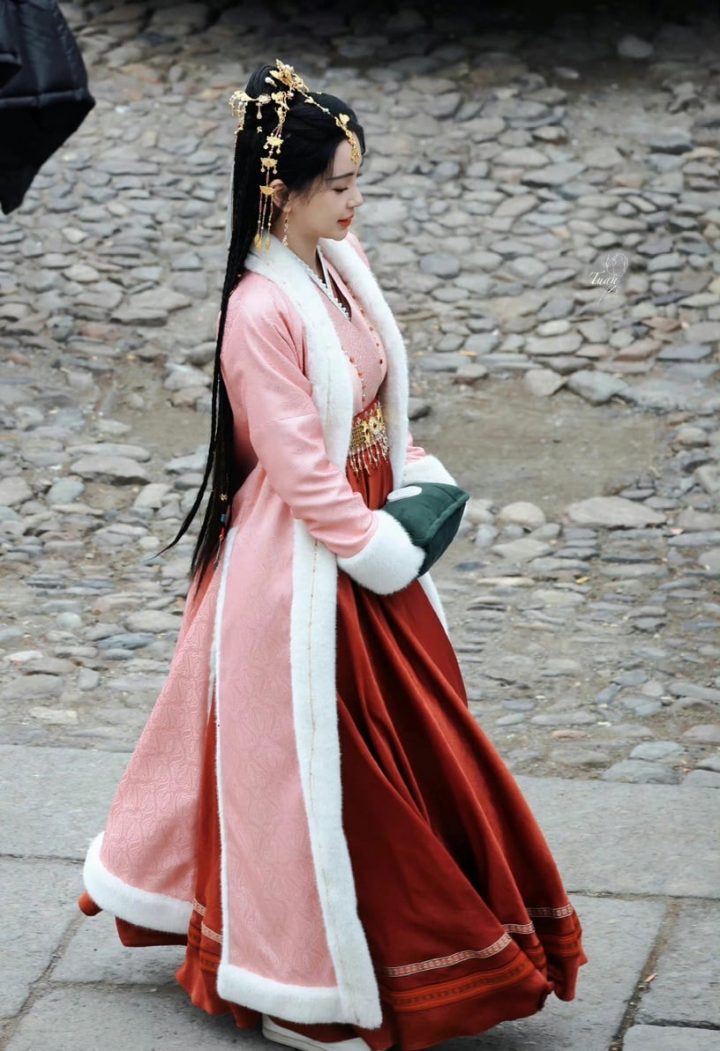 2023古装剧9位“造型绝美”女主！彭小苒没《东宫》美，孟子义明艳，刘诗诗是真古人吧-37