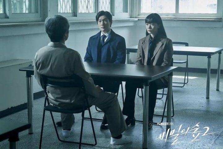 《模范出租车2》爽度不足？续集更精彩韩剧，《黑暗荣耀2》口碑爆棚，这部神剧大赢首季-9