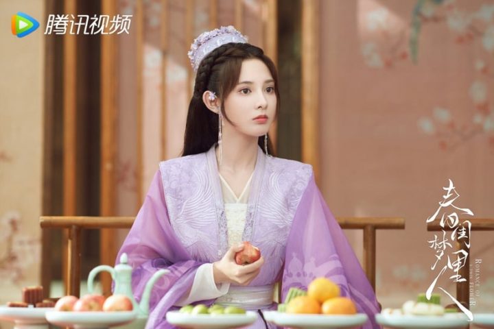 古装剧10款绝美头饰！孟子义艳丽，赵丽颖贵气，杨幂仙，《甄嬛传》华妃顶8000万在头上-5