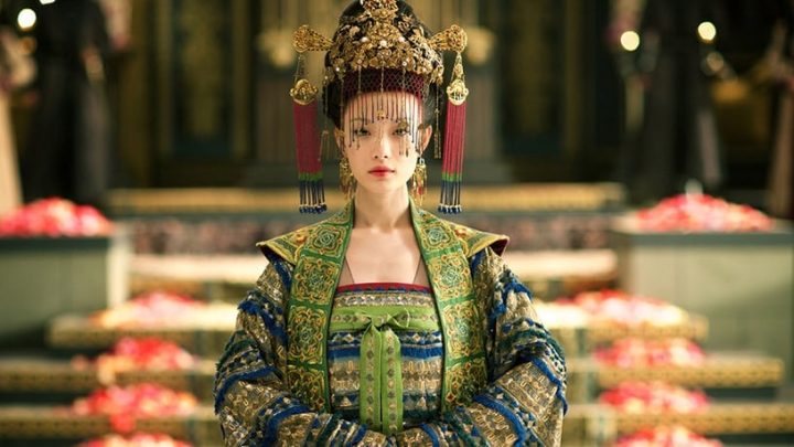 古装剧10款绝美头饰！孟子义艳丽，赵丽颖贵气，杨幂仙，《甄嬛传》华妃顶8000万在头上-26