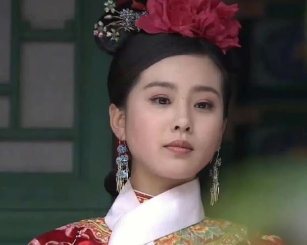 古装剧10款绝美头饰！孟子义艳丽，赵丽颖贵气，杨幂仙，《甄嬛传》华妃顶8000万在头上-30