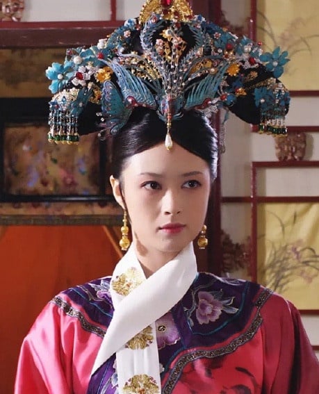 古装剧10款绝美头饰！孟子义艳丽，赵丽颖贵气，杨幂仙，《甄嬛传》华妃顶8000万在头上-38