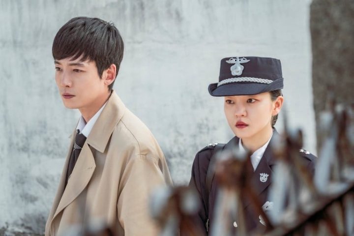 “没爱情戏却超好嗑”韩剧CP！《模范出租车》李帝勋表艺珍很甜，曹承佑搭裴斗娜超暧昧-20