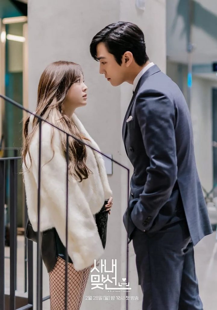 网议Netflix必看轻松喜剧！《爱的迫降》《哲仁王后》《机医》都上榜，这部意外爆口碑-7