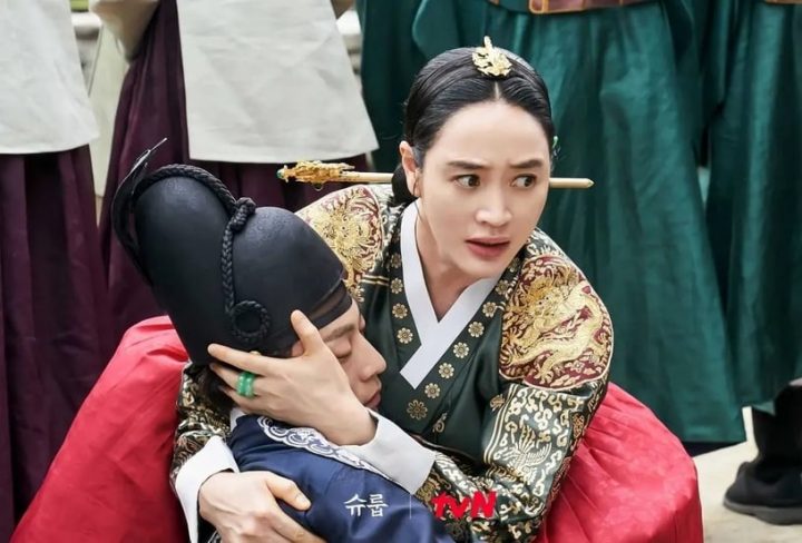 网议Netflix必看轻松喜剧！《爱的迫降》《哲仁王后》《机医》都上榜，这部意外爆口碑-17