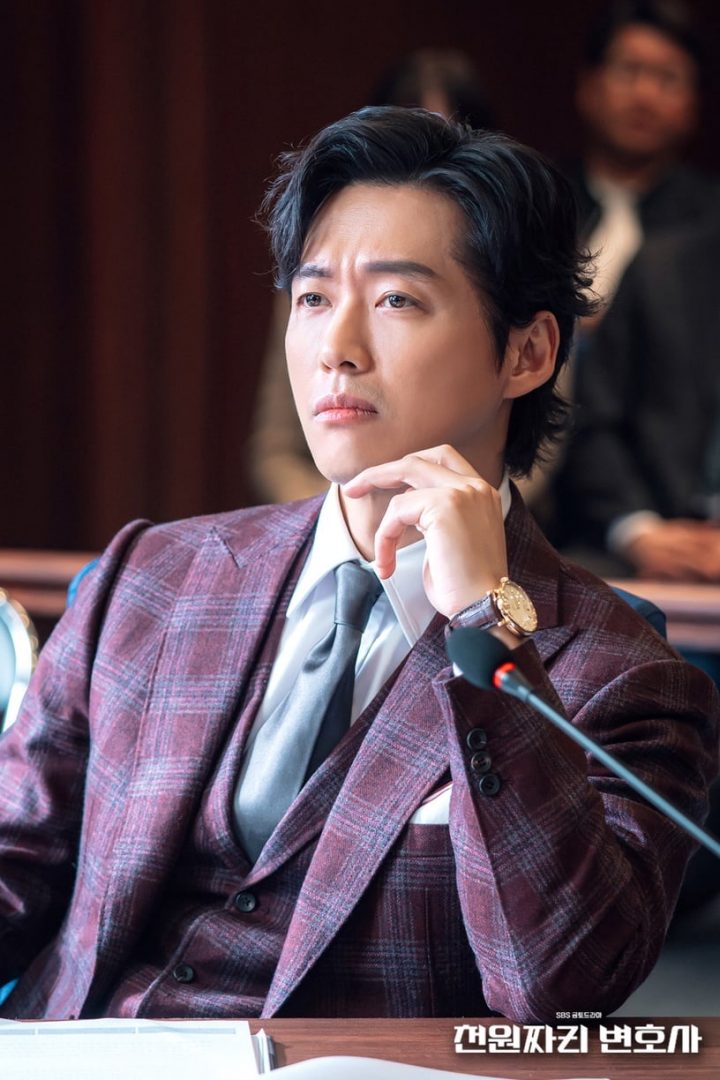 网评7位韩剧“最帅复仇男主角”！《模范出租车2》李帝勋战斗力强，李准基又惨又迷人！-6