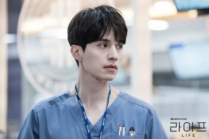 曹承佑主演韩剧收视排行！《离婚律师申晟瀚》打败《秘密森林》登第3，冠军竟飙破24%-2