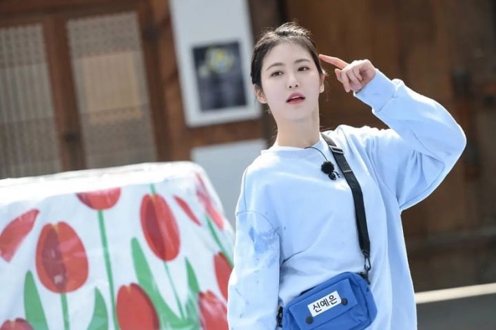 韩剧女星“舞蹈实力”！朴恩斌不输女团，李圣经跳BLACKPINK舞很性感，辛睿恩怪到搞笑-8