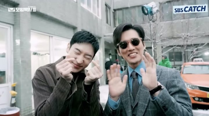 《模范出租车2》幕后秘密！道奇的邮件帐号有秘密，“朴主任”竟差点在第1季结局死去？-10