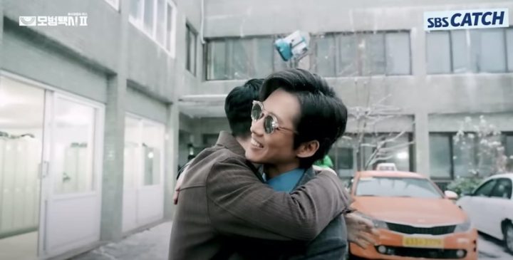 《模范出租车2》幕后秘密！道奇的邮件帐号有秘密，“朴主任”竟差点在第1季结局死去？-11