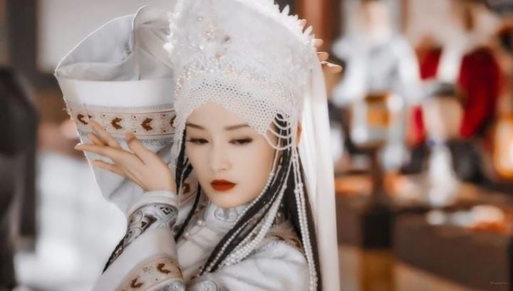 古装剧10位“仪态天花板”气质美人！白鹿现代感重？热巴大方优雅，而她真是天选古代人-27