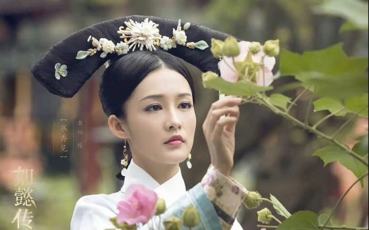 古装剧10位“仪态天花板”气质美人！白鹿现代感重？热巴大方优雅，而她真是天选古代人-28