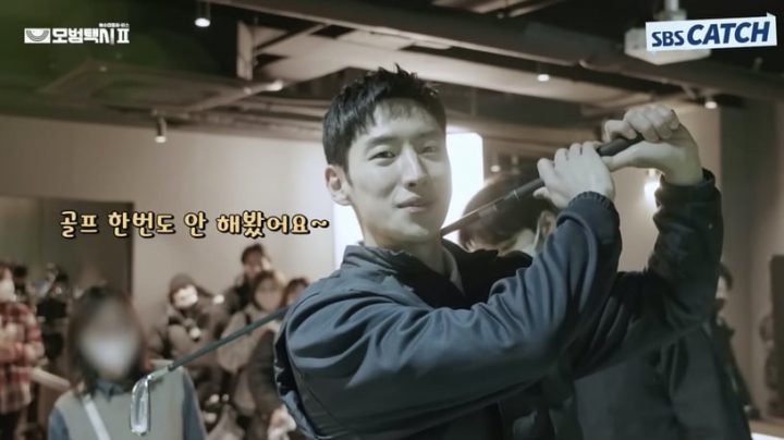 《模范出租车2》戏外趣事！确定有第3季？温室长道歉了，李帝勋和表艺珍戏外真是甜翻了-20
