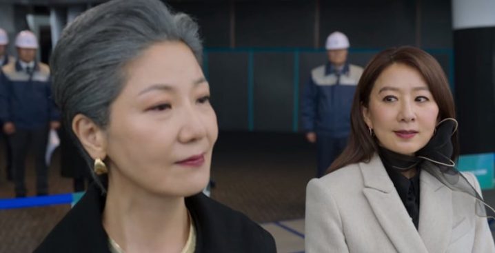 《女王制造者》演员“超意外年龄差”！金喜爱&会长差不到1岁，文素利竟比戏里老公大10岁-1