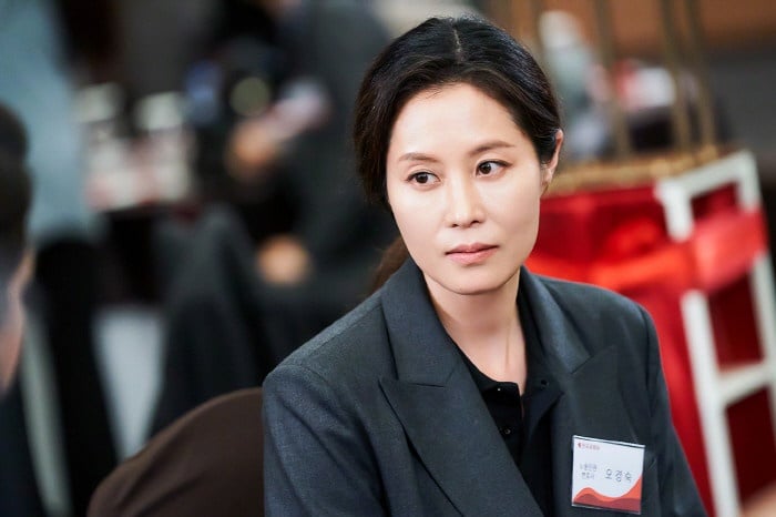 网议《女王制造者》演技超好演员！金喜爱细腻震撼，徐敏廷张力超强，孙会长最惊艳-5
