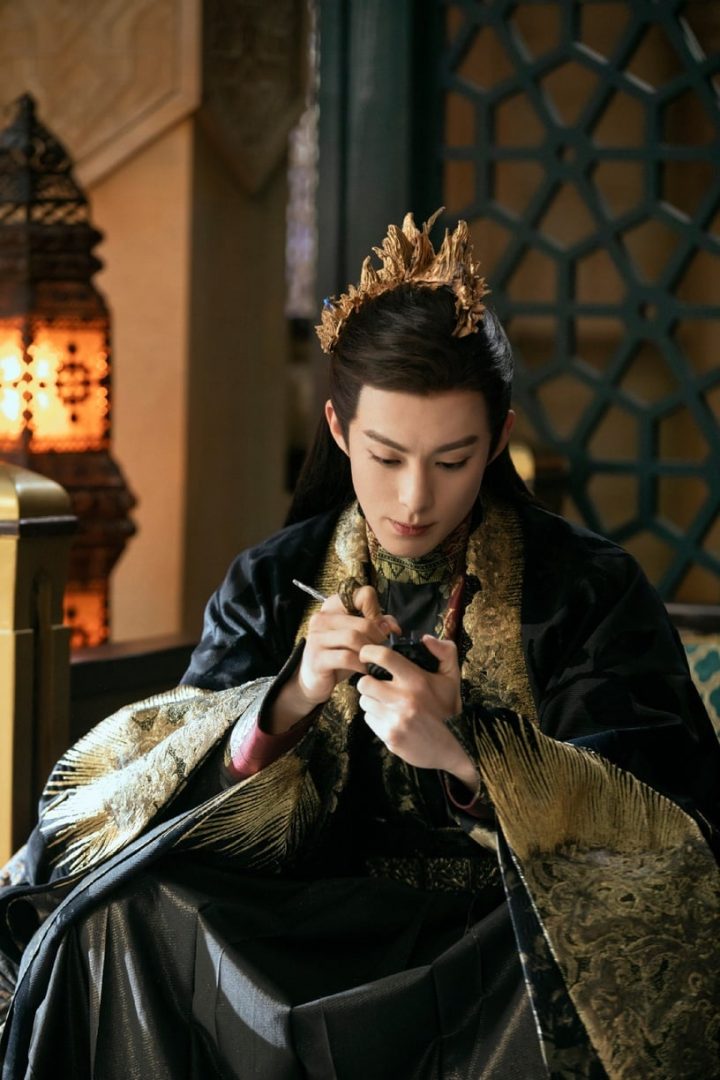网评“仙侠剧男主人设天花板”TOP10！东华第六&《长月烬明》澹台烬第四，都没冠军迷人-30