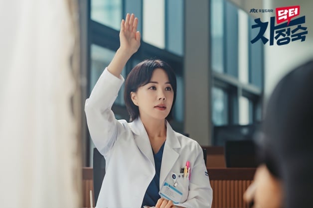 10个韩剧《车贞淑医生》好看的理由！全网好评“黑马韩剧”收视翻四倍-2