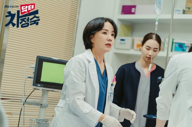 10个韩剧《车贞淑医生》好看的理由！全网好评“黑马韩剧”收视翻四倍-3