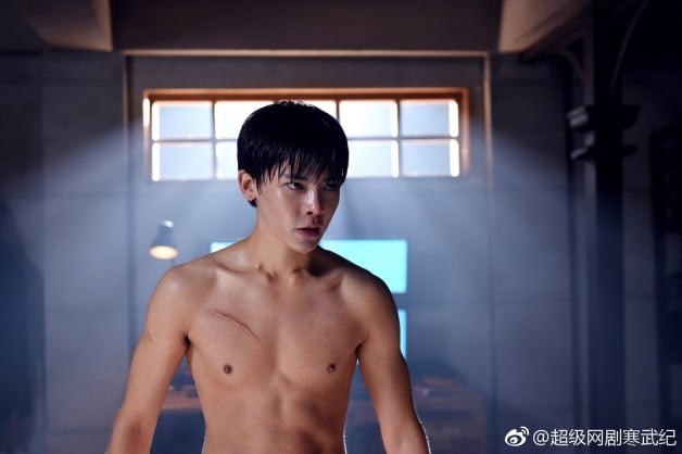 “侯明昊”介绍＋12部国产剧推荐！前SM练习生，仙侠《护心》热播中-8