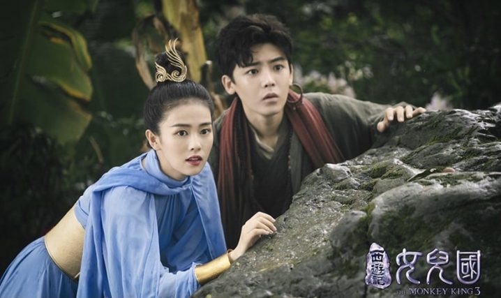 白鹿20个古装造型！《长月烬明》灵动，《周生如故》温婉，和赵露思同款丑浏海谁赢了？-42