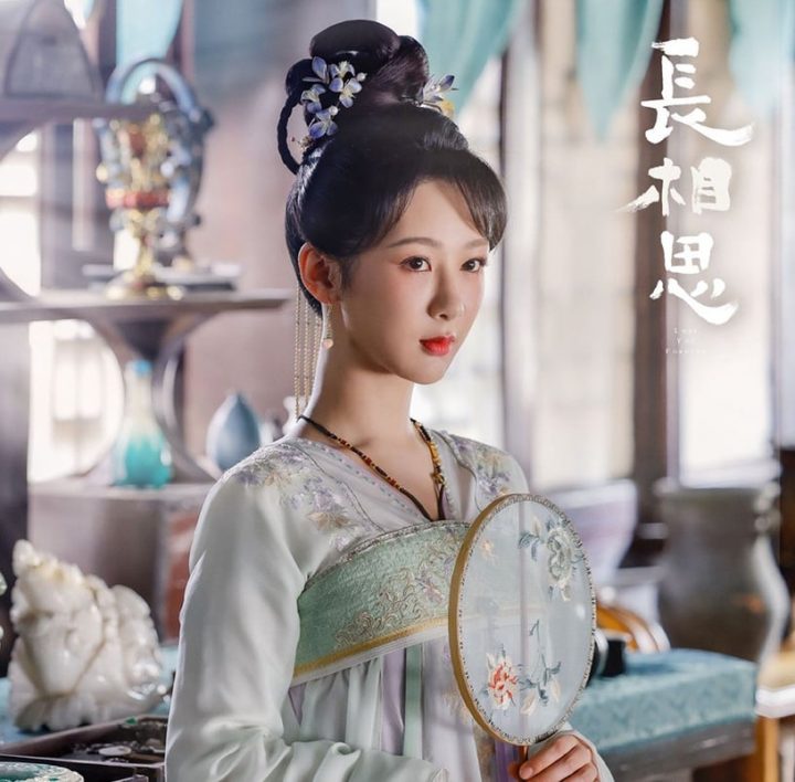 网评“最美古装女神”TOP10！赵露思没进榜，热巴第十，刘诗诗赢杨幂，冠军是真仙女吧-11