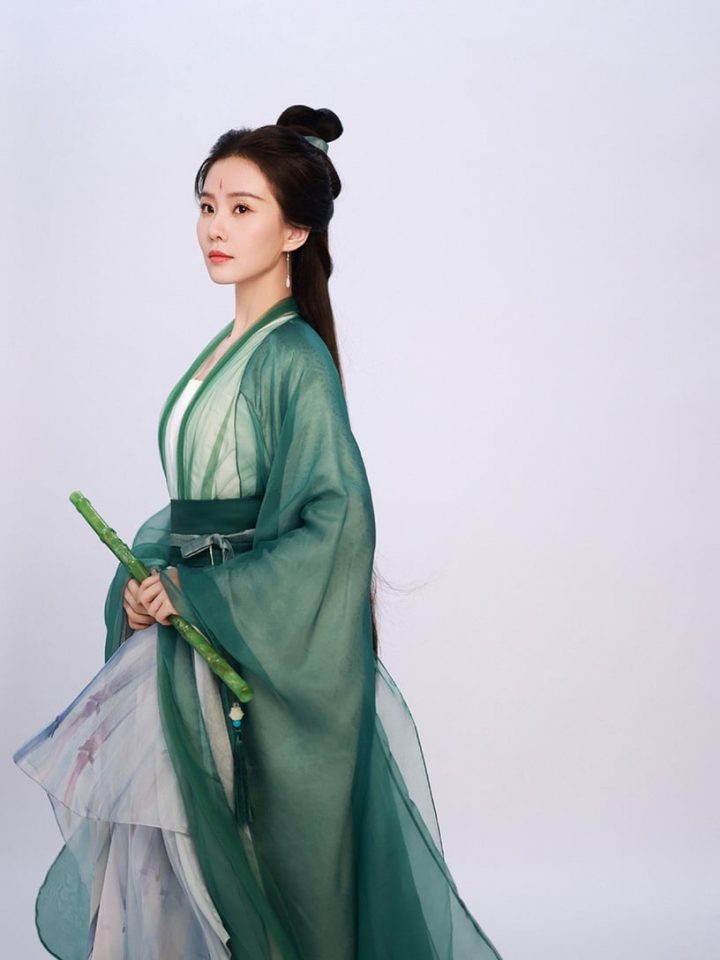 网评“最美古装女神”TOP10！赵露思没进榜，热巴第十，刘诗诗赢杨幂，冠军是真仙女吧-24