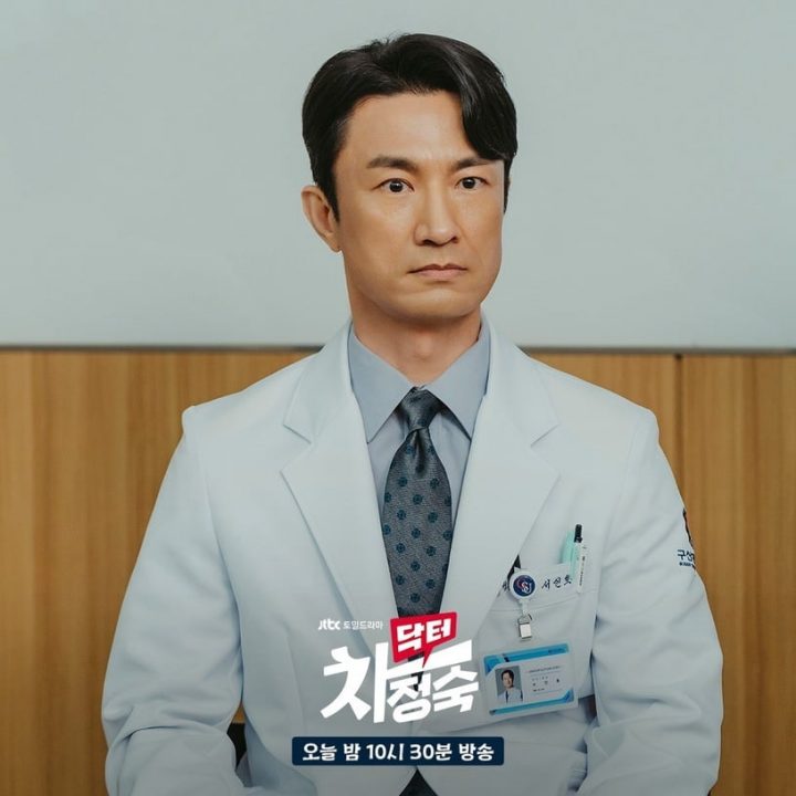 金炳哲7个韩剧角色！《医生车智淑》渣得难忘，《太阳的后裔》、《鬼怪》都有他耶！-1