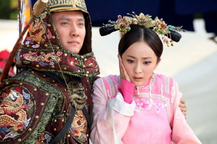 9组国产剧女星演同系列作品！《狐妖》杨幂对打刘诗诗，李一桐甜不过杨紫，这部更崩惨了-15