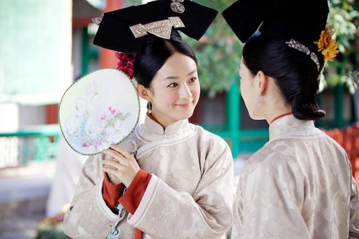 9组国产剧女星演同系列作品！《狐妖》杨幂对打刘诗诗，李一桐甜不过杨紫，这部更崩惨了-16